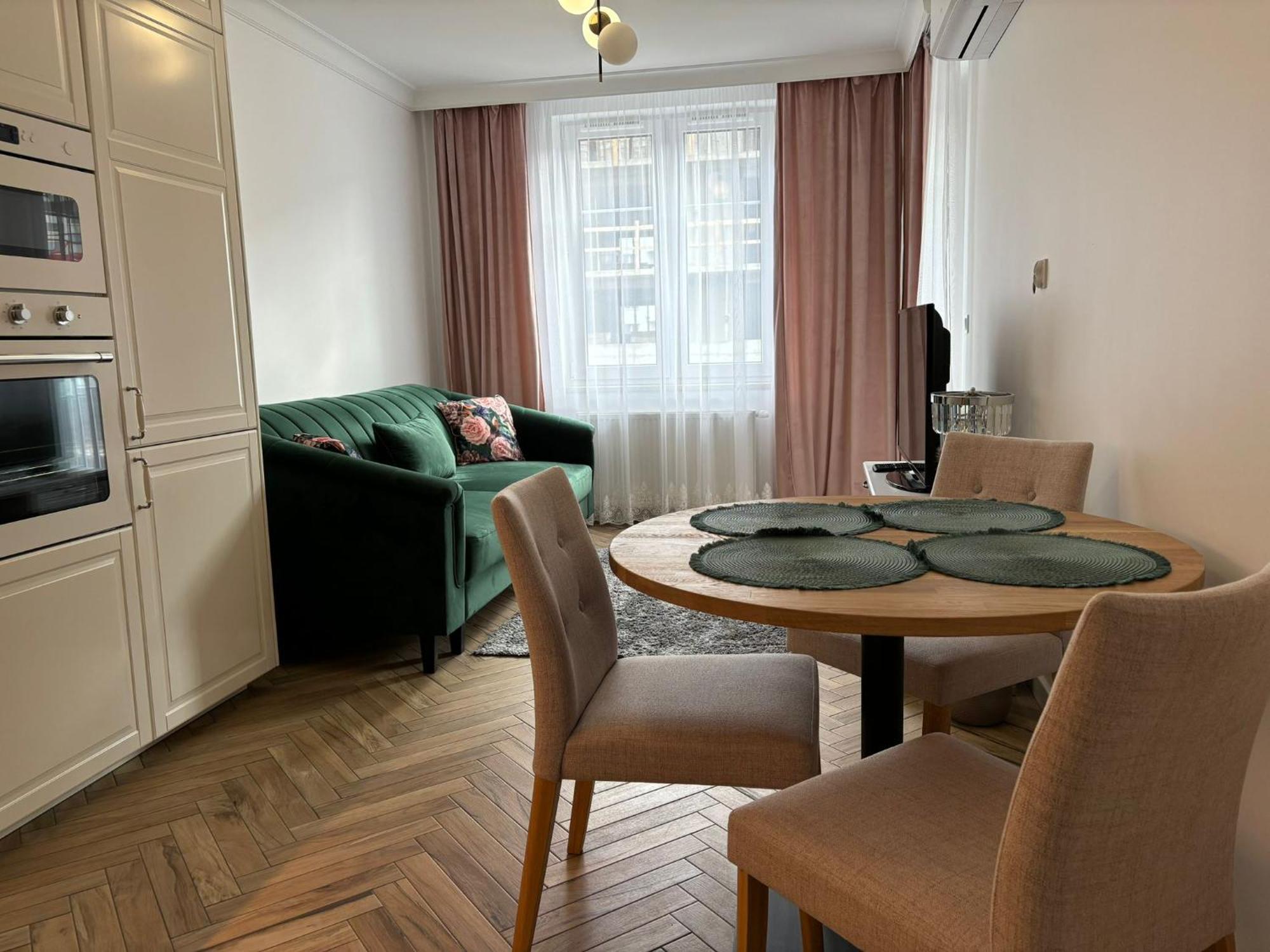 Apartamenty W Centrum Bialegostoku Z Parkingiem W Garazu Podziemnym Białystok Exterior foto